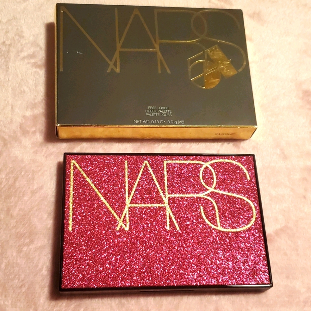 Nars free lover cheek palette